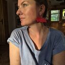 Ręcznie robione klipsy z malinowymi kwiatami - boho i folk