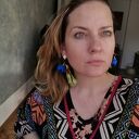 Kolorowe klipsy z piórami boho Frida - lekkie i długie, bez przekłuwania