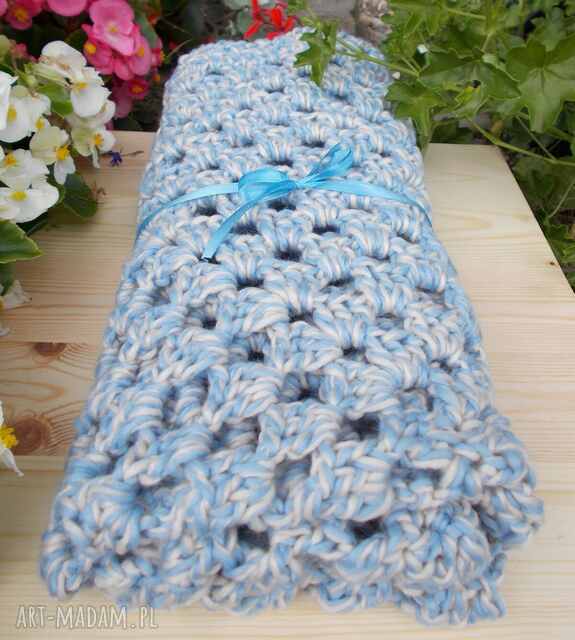 Kocyk niebiesko kremowy melanż