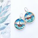 Kolczyki ze statkami na morzu