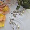 Białe siateczkowe kolczyki