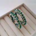 Kolczyki Koła AURA Emerald - szmaragdowa biżuteria na wieczór