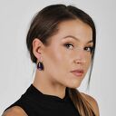 Kolczyki w odcieniu perłowego fioletu na biglach Parla e14/13