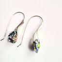 Kolczyki zielony kryształowe serca eleganckie wykonane w pojedynczym egzemplarzu Box L1