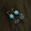 złote kolczyki z perłami i