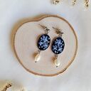 Kolczyki wyszywane Niezapominajki nocą z perłami