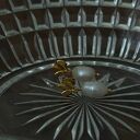 Złote kolczyki listki z perłami