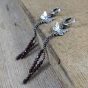 Kolczyki - motyle z granatem