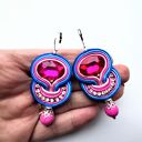 Kolczyki sutaszowe ręcznie haftowane Pink Ball