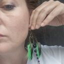 Zielone kolczyki z piórami boho - handmade, lekkie i efektowne