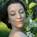 Kolczyki srebrne - Biała orchidea na sztyftach