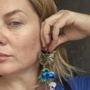 Kolczyki kolorowe kwiaty i motyle w odcieniach bordo - lekkie, autorski styl Ruda Klara 