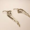 Długie srebrne kolczyki z kryształem - lekkie, eleganckie, ręcznie robiona biżuteria