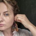 Kolczyki długie brązowe pióra - leciutkie boho