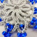 Frywolitkowe kolczyki ze srebrnej, metalizowanej nici z szafirowymi koralikami, kolczyki koronkowe