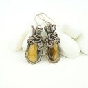 Kolczyki z tygrysim okiem - ręcznie robione wire wrapping z oksydowanej miedzi