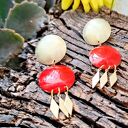 🌺 Kolekcja „Viva” Letnie mosiężne kolczyki z czerwonym elementem