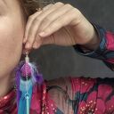 Kolczyki kolorowe energetyczne pióra - duże i lekkie, rękodzieło