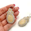 Delikatne kolczyki sutasz z awenturynami - haft soutache