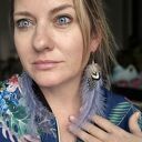 Kolczyki szare długie etno - lekkie boho z piórami