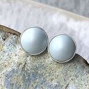 Srebrne sztyfty z pastelowymi perłami d004