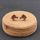 Kolczyki drewniane KONIE BRĄZOWE z białą strzałką