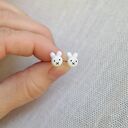 Kolczyki króliczki mini - białe sztyfty wielkanocne handmade antyalergiczne
