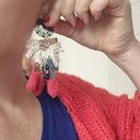 Kolczyki boho z pomponami - lekkie i efektowne