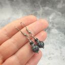 Kolczyki chainmaille - czarny howlit 2