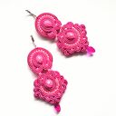 Kolczyki sutaszowe ręcznie haftowane Cold Pink