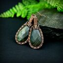 Wiszące kolczyki z labradorytem - miedziane wire wrapping