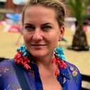 Kolczyki kwiaty czerwono -niebieskie, leciutkie, obłędne zwracają uwagę, kolczyki które wyglądają tak