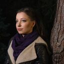Ceramiczne kolczyki sztyfty w kształcie białych gwiazdek - rękodzieło