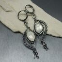 Kolczyki z kamieniem księżycowym Elerrina - srebro 999/930, wire wrapping