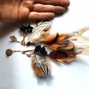 Kolczyki zwariowane bujne długie - boho folk z piórami i mchem