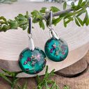Okrągłe kolczyki z suszonymi kwiatami w żywicy - Herbarium Jewelry k252