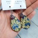Kolczyki decoupage z secesyjnym motywem kwiatów