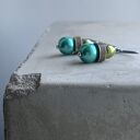 Kolczyki Green Scarab - patynowany mosiądz, turkusowo-zielone perły i hematyt