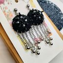 Czarne kolczyki szydełkowe - kulki na łańcuszkach