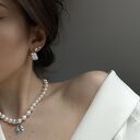 Srebrne kolczyki na sztyftach z białymi perłami SWAROVSKI® CRYSTAL (srebro 925)