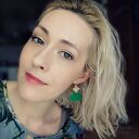 Kolczyki z filigranem w zieleni - złote chwosty na sztyftach