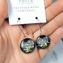 Kolczyki z żywicy z suszonymi kwiatami