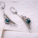Srebrne kolczyki wire wrapping z zielonym chalcedonem - ręcznie robiona biżuteria artystyczna prezent