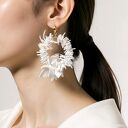 Białe kolczyki ślubne - ręcznie robione kwiaty Delikatne, wykonane w kształcie