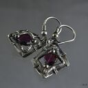 Oksydowane kolczyki Granat z fasetowanymi granatami - wire-wrapping