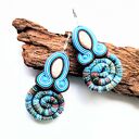 Light Blue Masai kolczyki sutaszowe