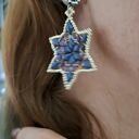 Kolczyki "Aurora Star" - opalizujące niebiesko-srebrne gwiazdki z koralików