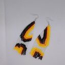 Wielobarwne, abstrakcyjne kolczyki z koralików