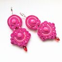 Kolczyki sutaszowe ręcznie haftowane Cold Pink