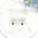 Srebrne kolczyki Lines z turmalinem czarnym